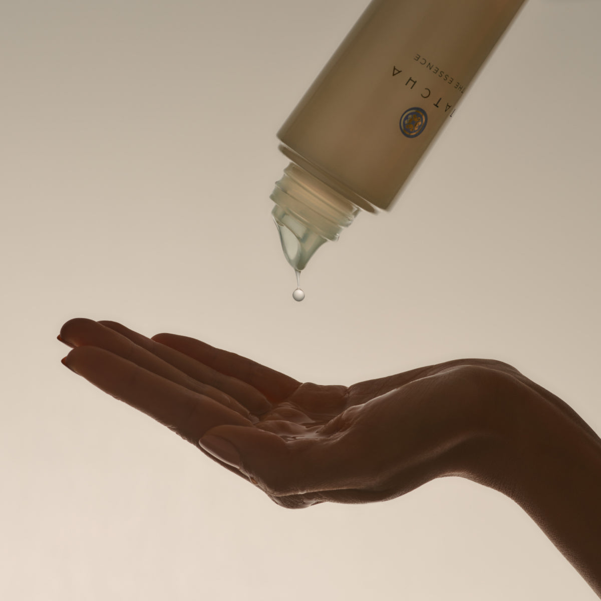 Essence-Aug26-Ppage-HandProduct_9f529ae6-9749-4002-8d37-a3cabb057bae.jpg